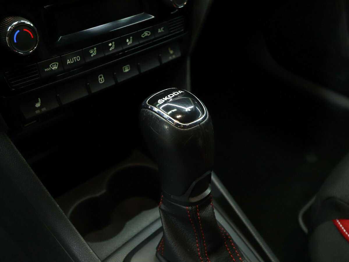 Skoda Rapid, 2018 Фото №11