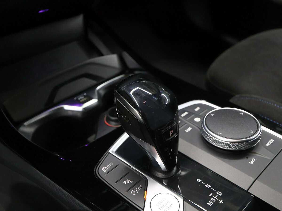 BMW 1 серии 120d xDrive, 2019 Фото №12