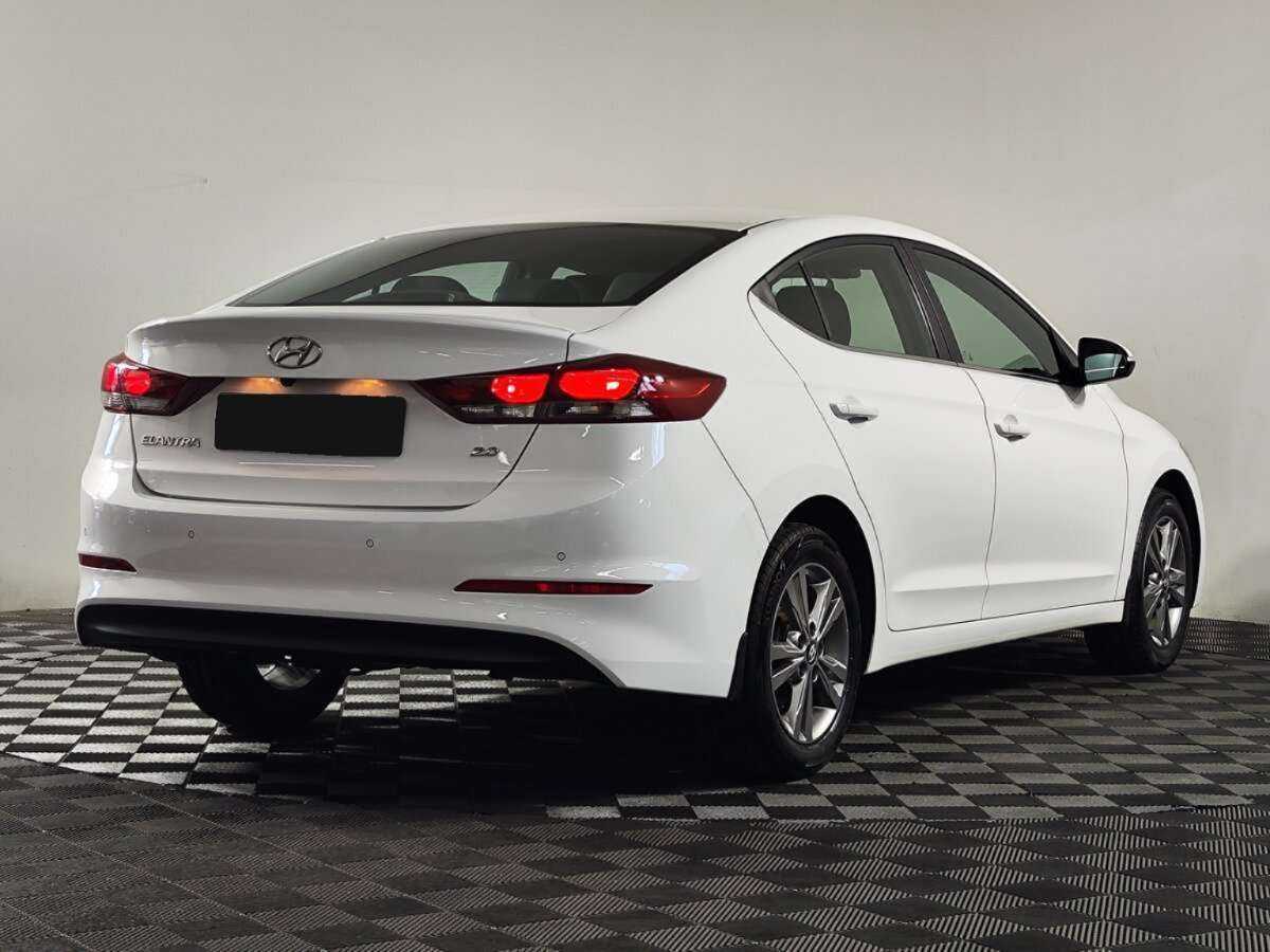 Hyundai Elantra, 2016 - 118 000 км. | Фото №3