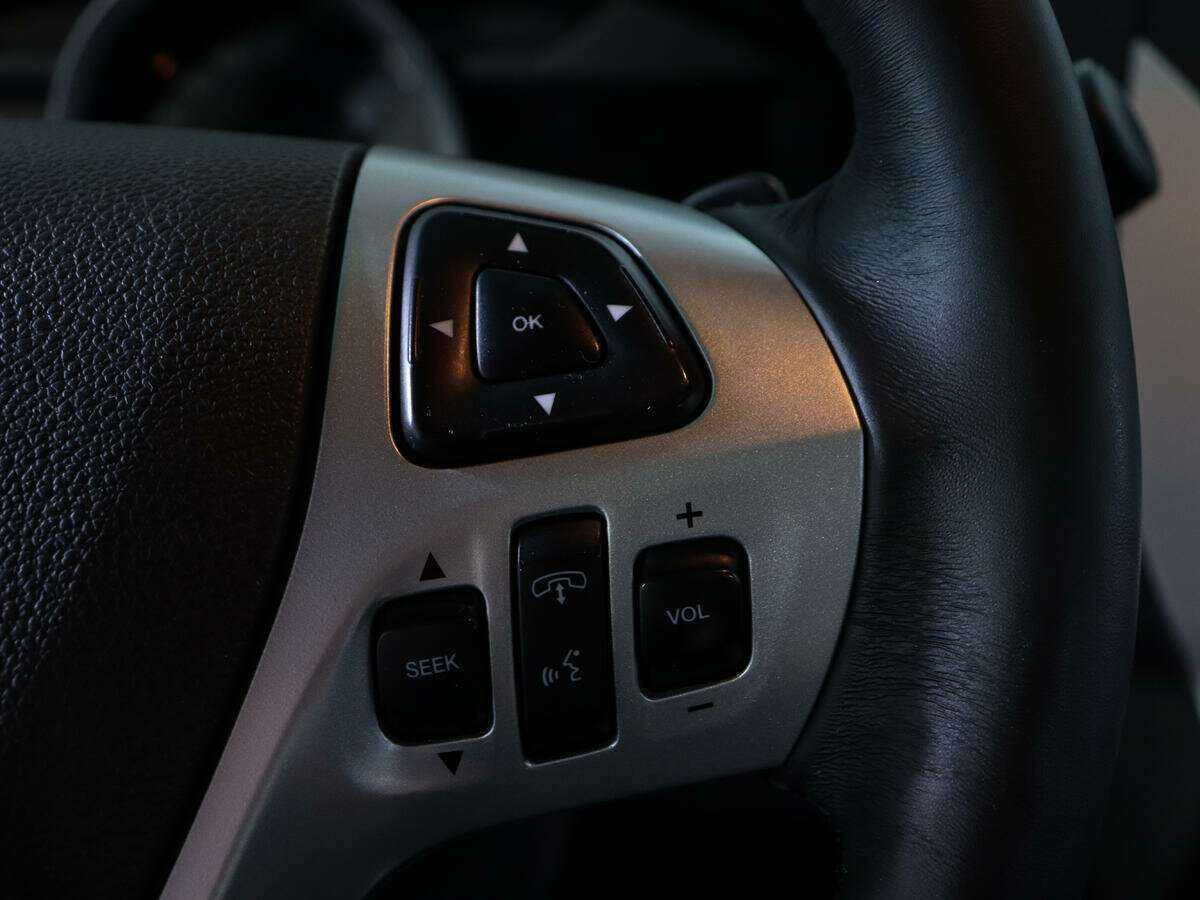 Ford Explorer Sport, 2015 Фото №27