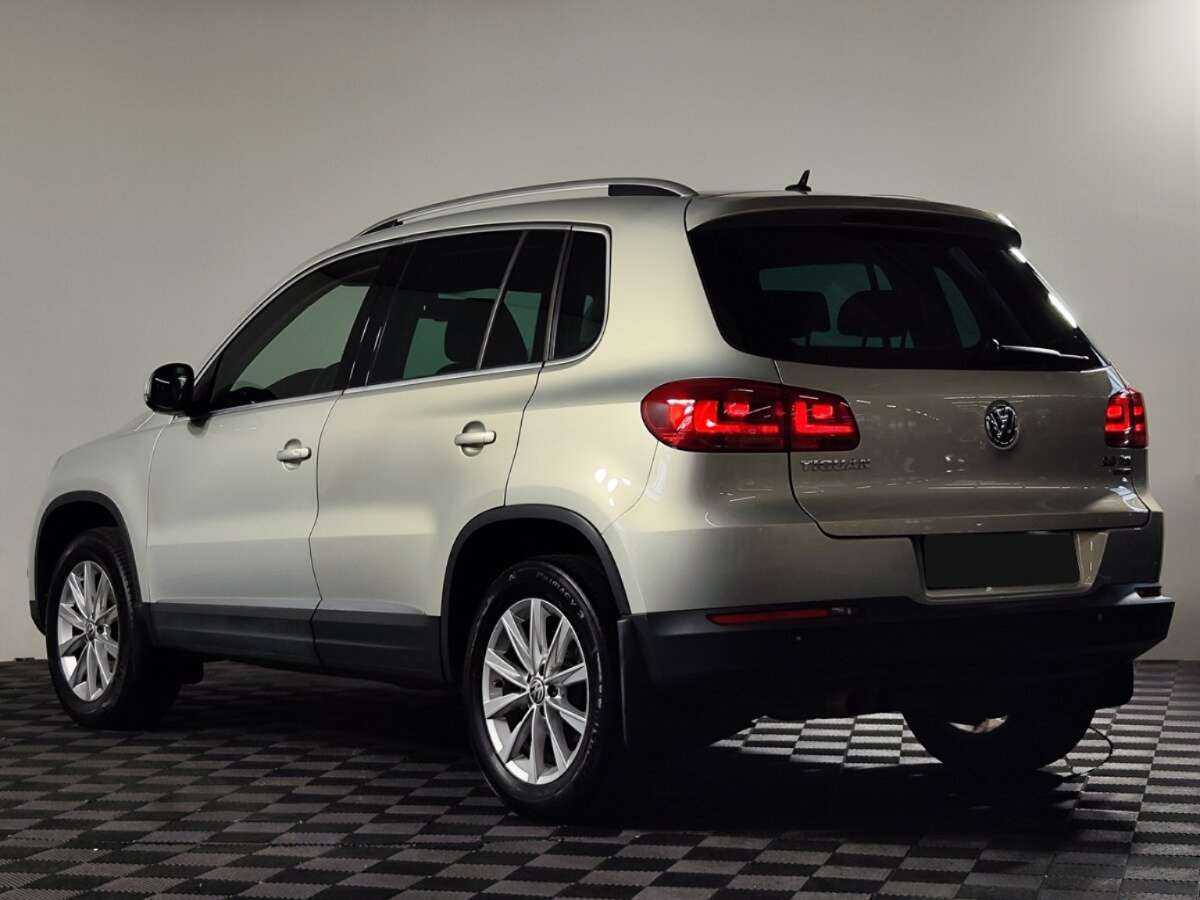 Volkswagen Tiguan, 2012 - 214 000 км. | Фото №4