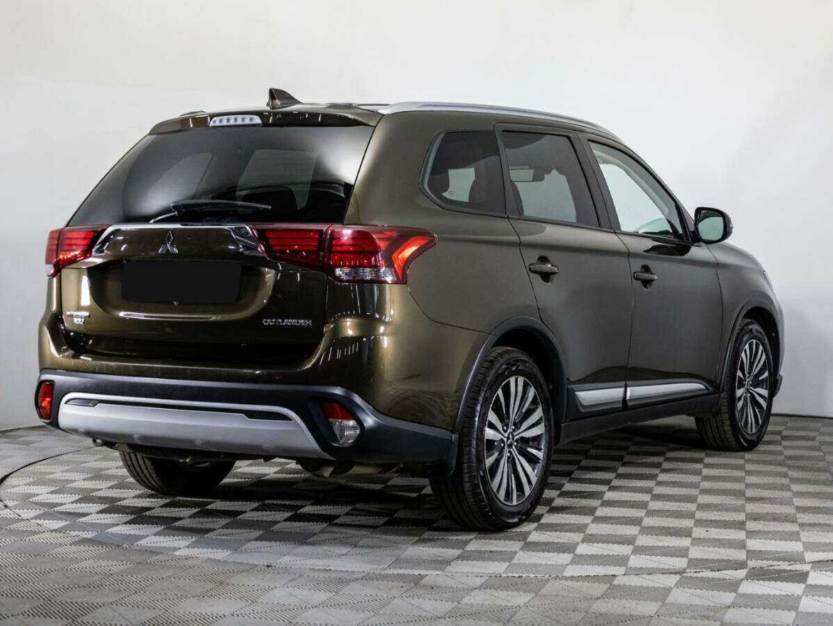 Mitsubishi Outlander, 2019 - 106 115 км. | Фото №4