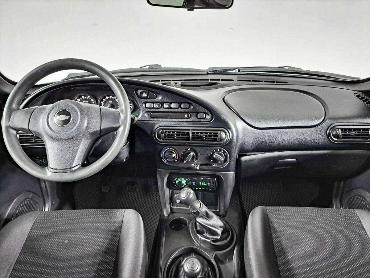 Chevrolet Niva, 2017 Фото №12