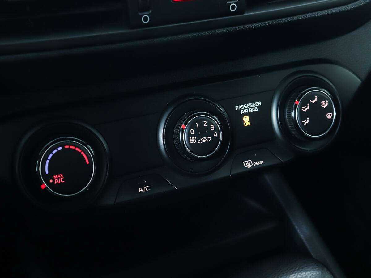 Kia Cerato, 2020 Фото №13