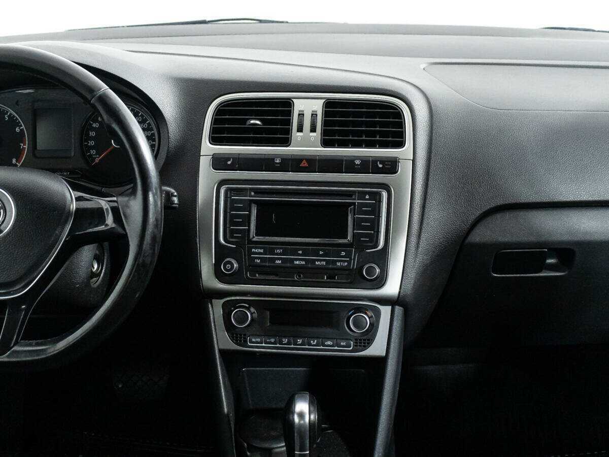 Volkswagen Polo, 2017 Фото №14