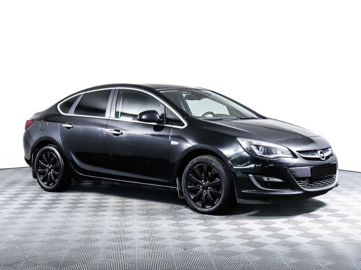 Opel Astra, 2013 - 167 050 км. | Фото №2