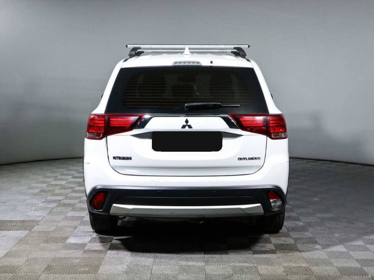 Mitsubishi Outlander, 2018 - 198 512 км. | Фото №5