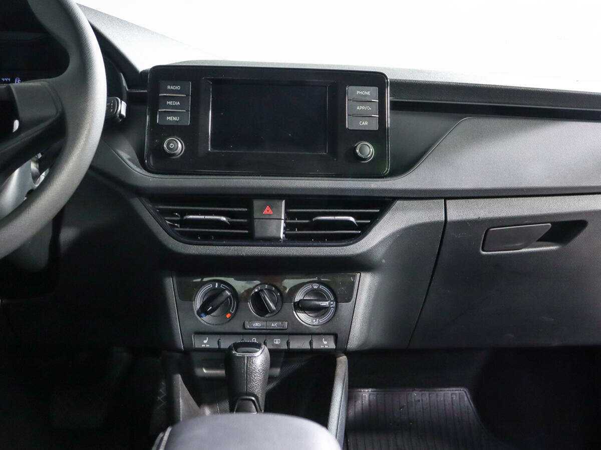 Skoda Rapid, 2021 Фото №13