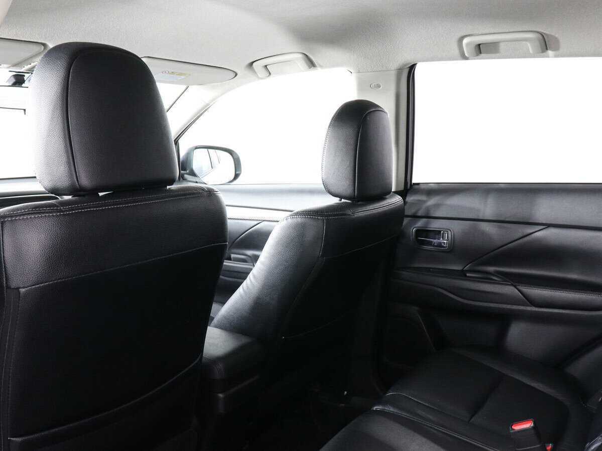 Mitsubishi Outlander, 2013 Фото №12