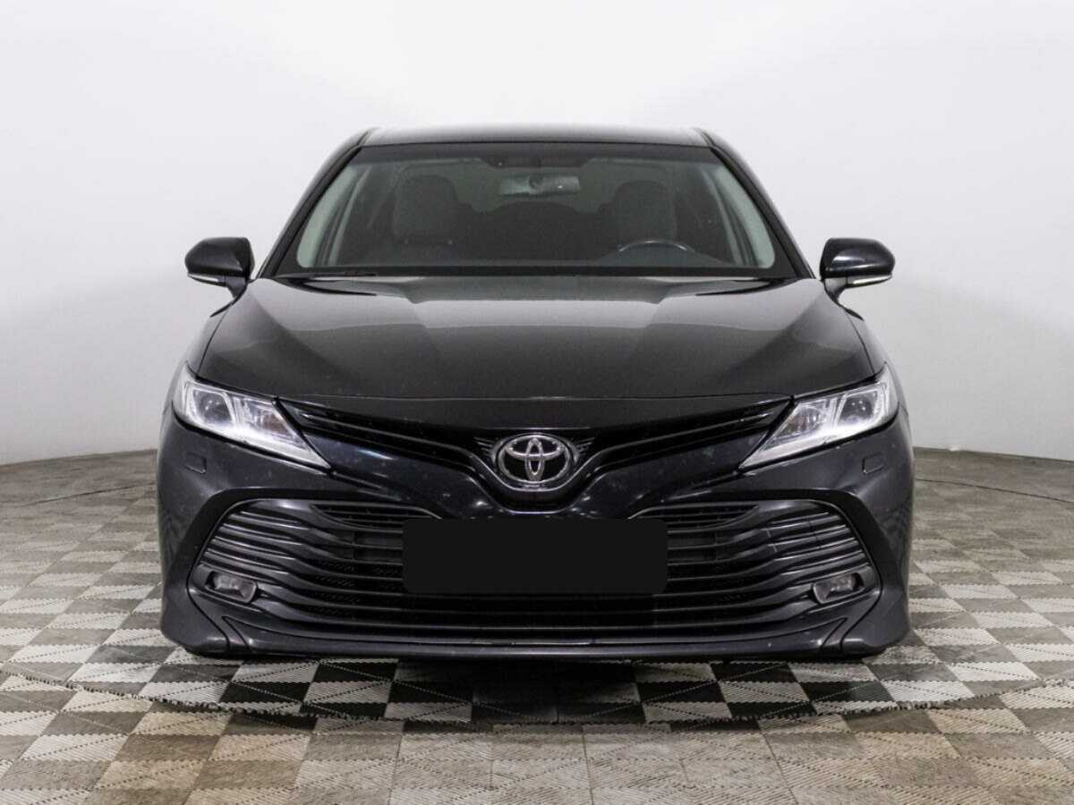 Toyota Camry, 2018 - 129 599 км. | Фото №2