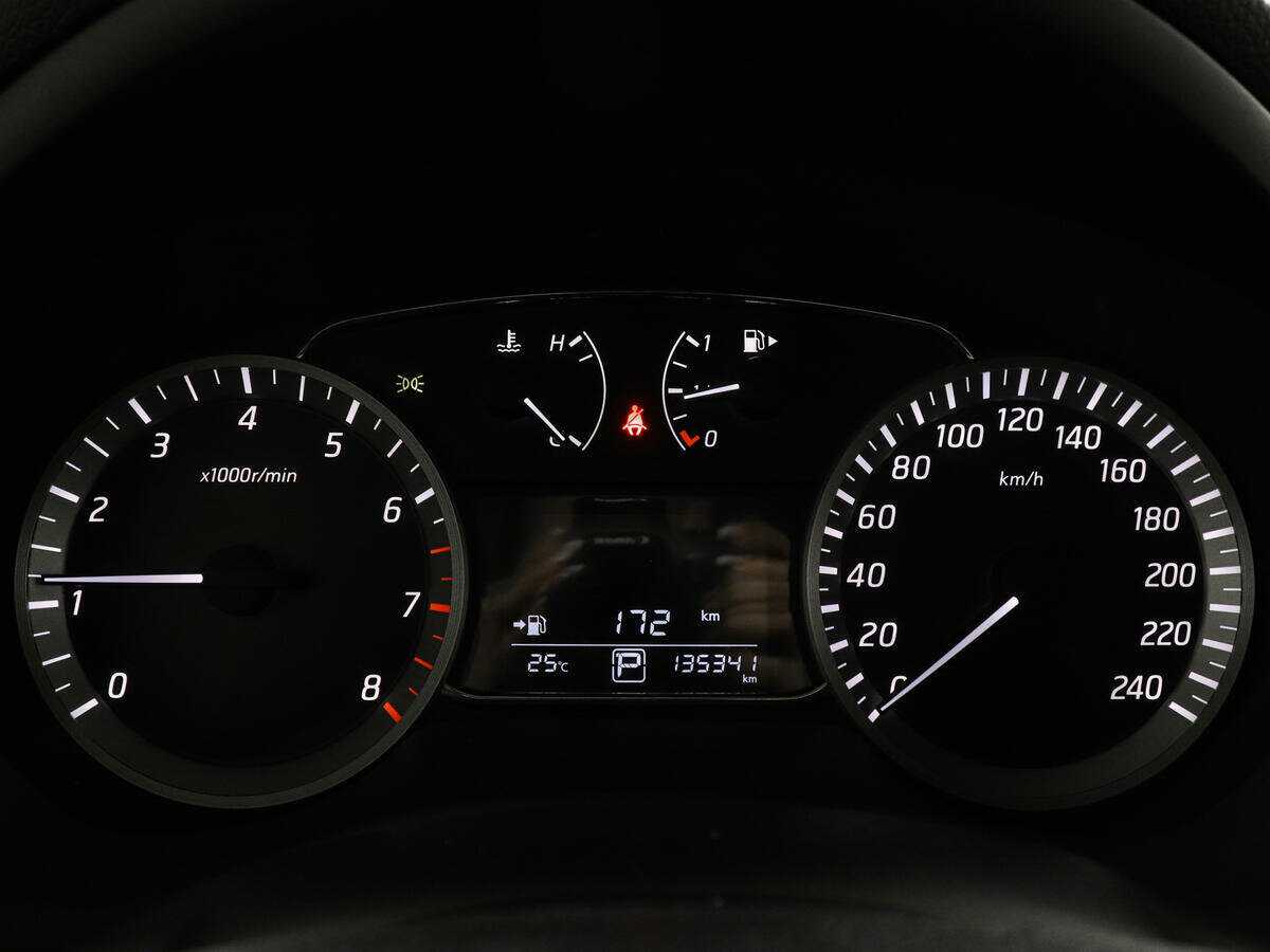 Nissan Sentra, 2014 Фото №11