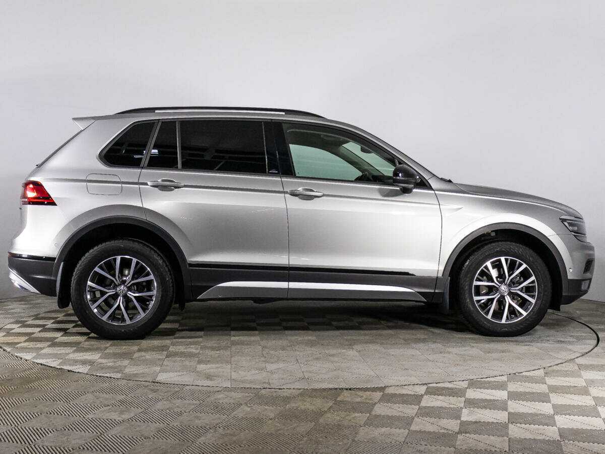 Volkswagen Tiguan, 2020 - 71 200 км. | Фото №4