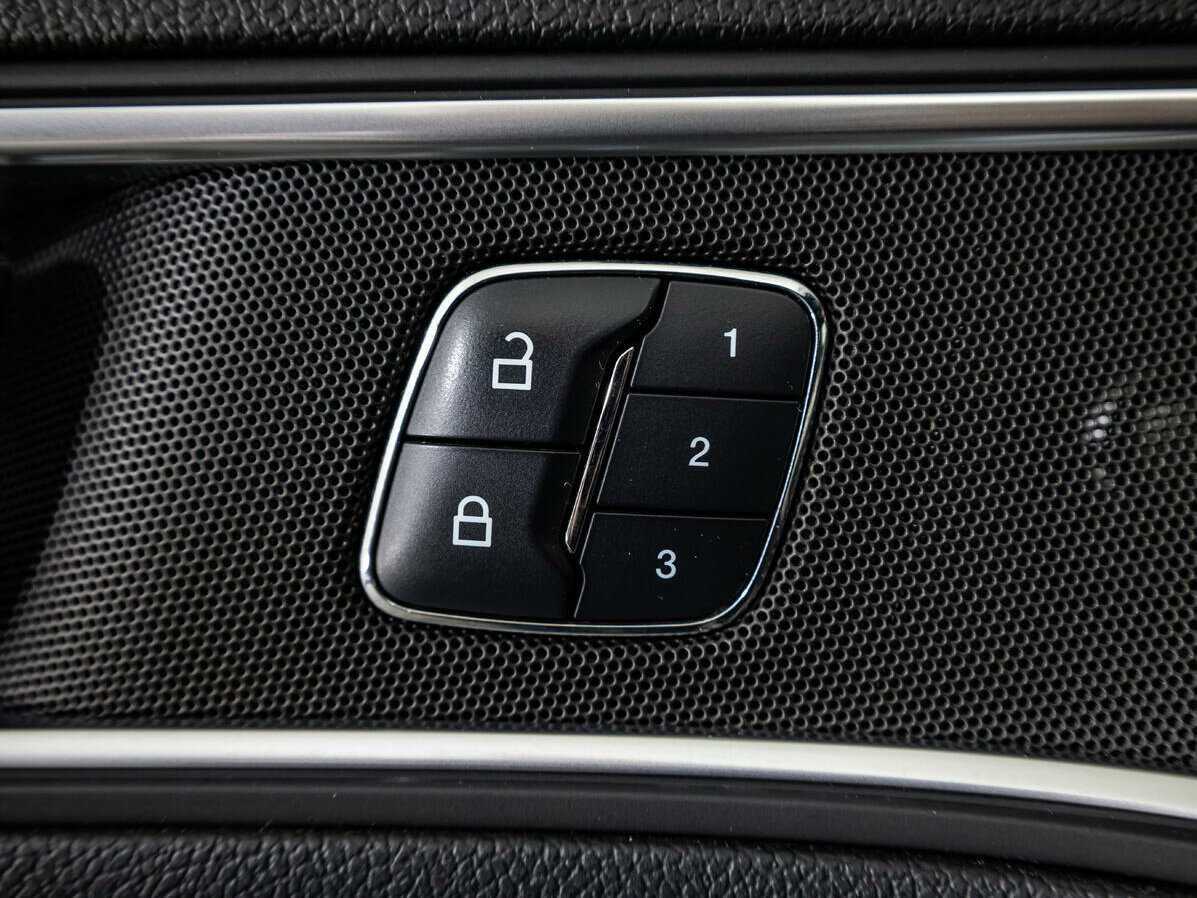 Ford Explorer, 2015 Фото №13