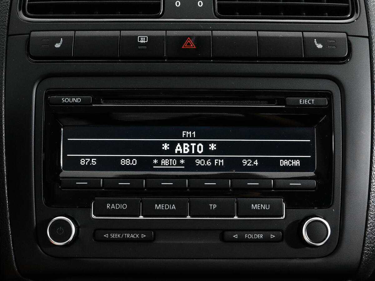 Volkswagen Polo, 2012 Фото №13