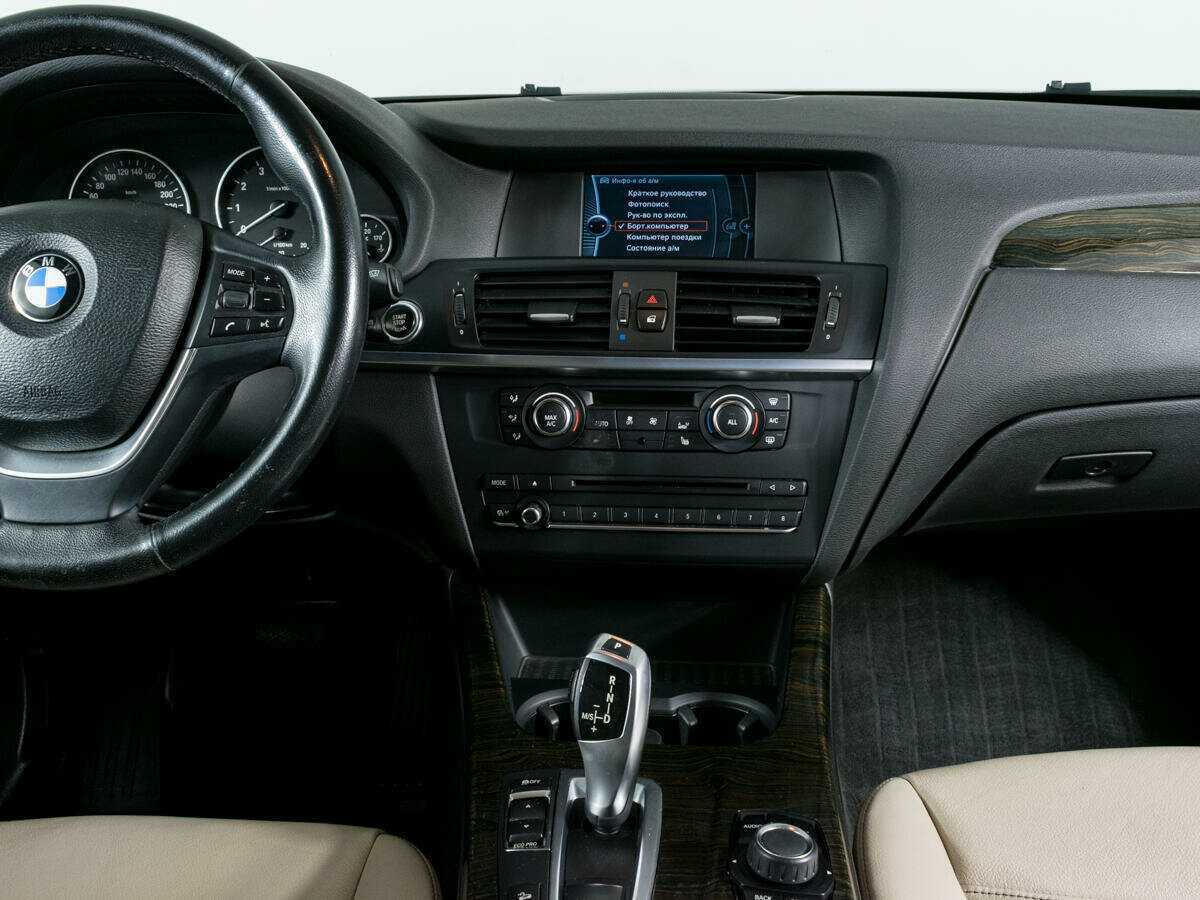 BMW X3 28i xDrive, 2014 Фото №9