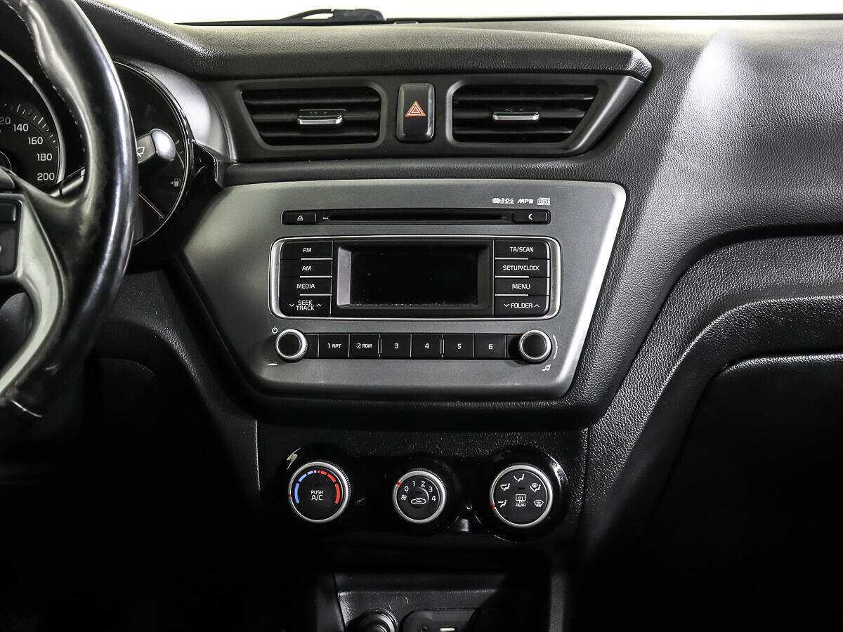 Kia Rio, 2016 Фото №12