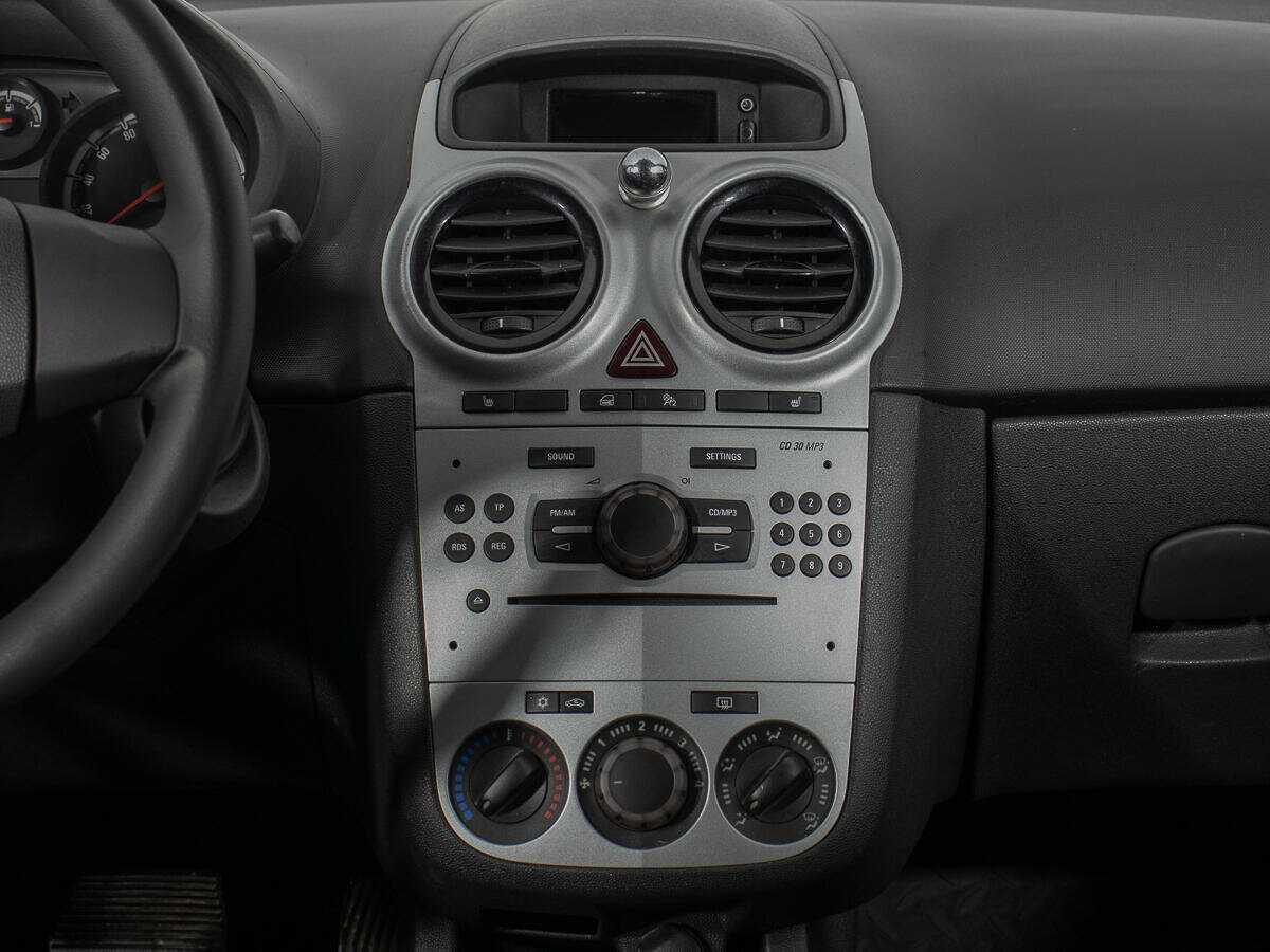 Opel Corsa, 2012 Фото №14