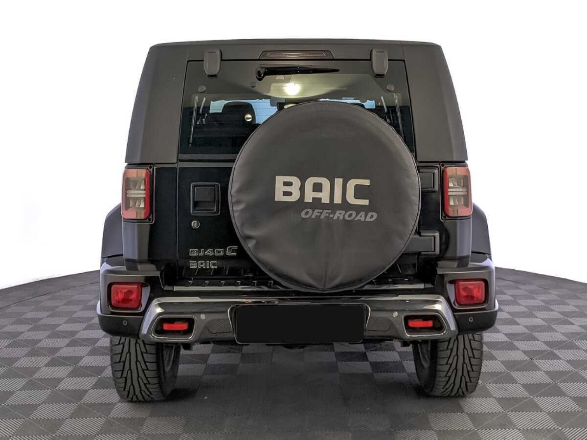 BAIC BJ40, 2023 - 4 432 км. | Фото №6