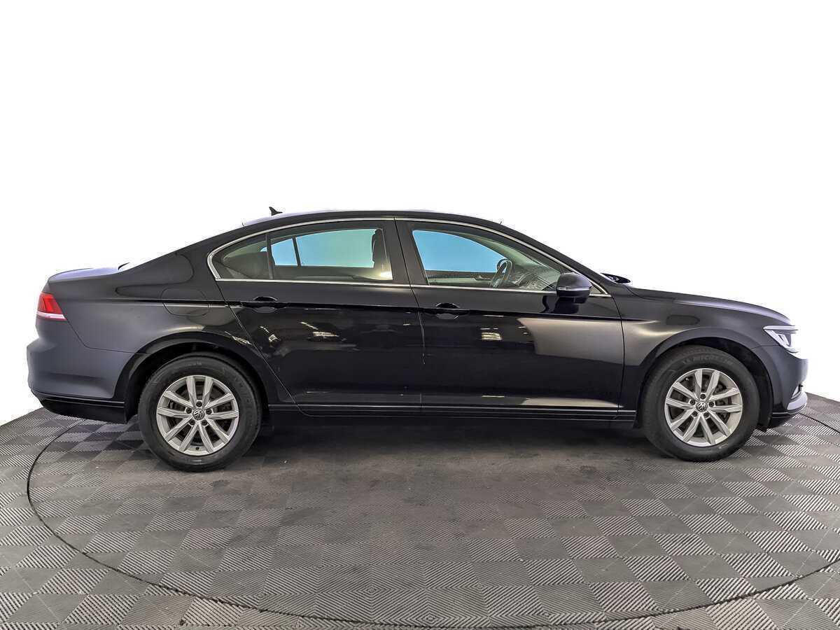 Volkswagen Passat, 2018 - 108 936 км. | Фото №4