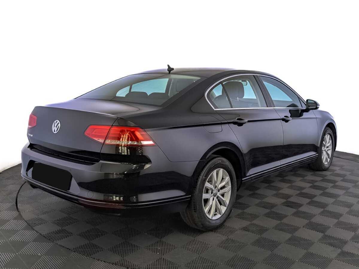 Volkswagen Passat, 2018 - 108 936 км. | Фото №5
