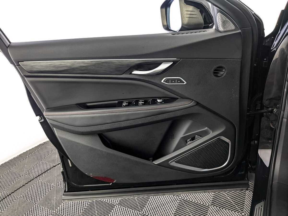 Geely Tugella, 2021 Фото №15