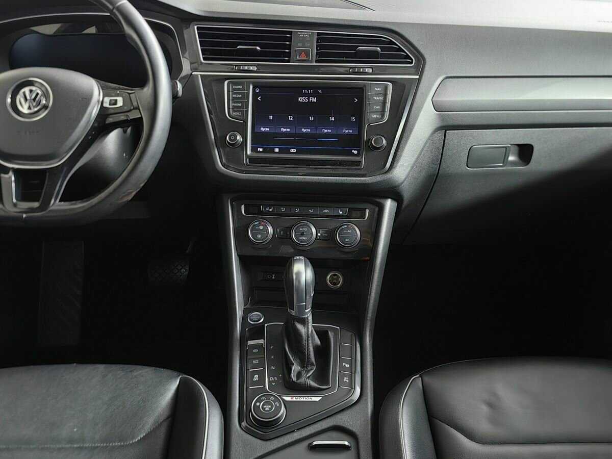 Volkswagen Tiguan, 2017 Фото №10