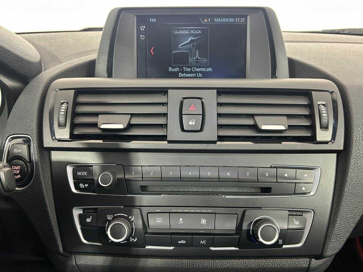 BMW 1 серии 118i, 2013 Фото №12