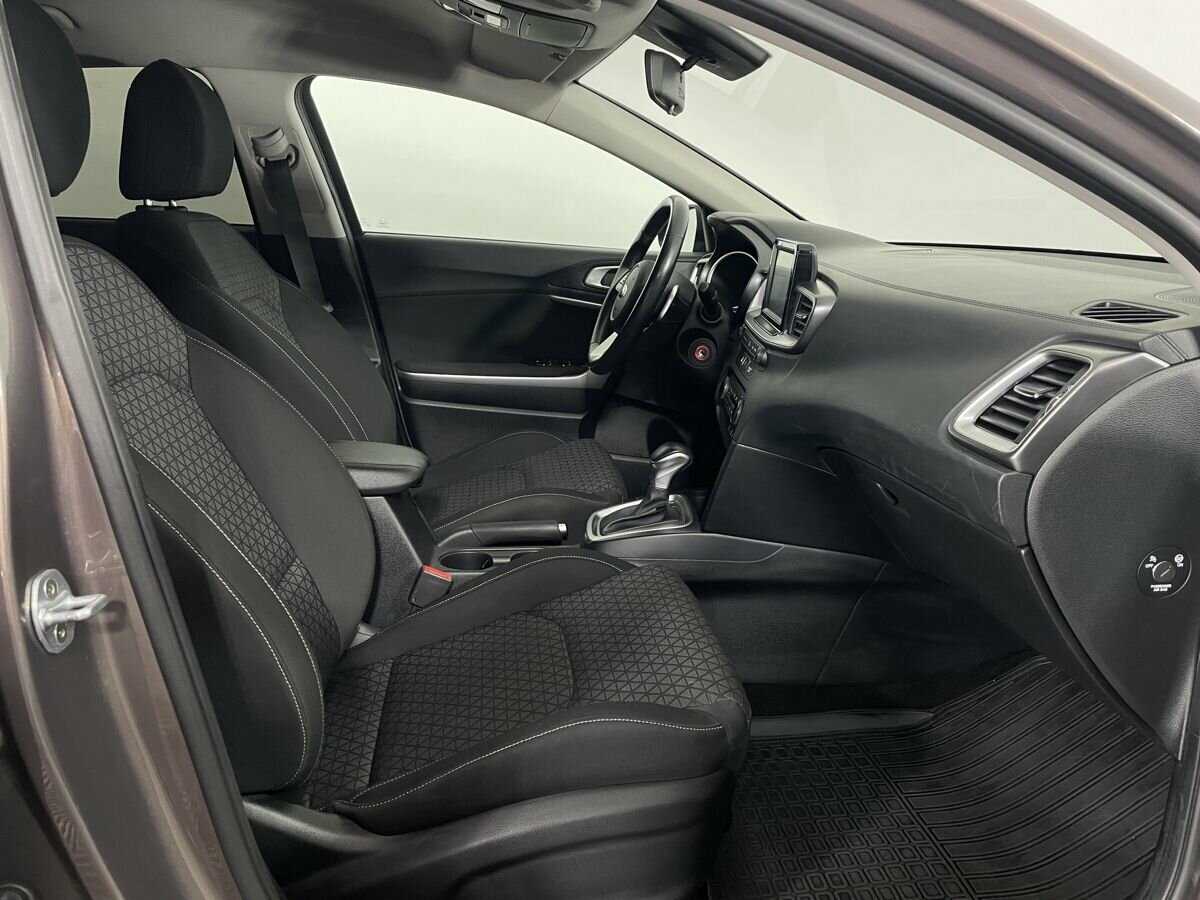 Kia Ceed, 2018 Фото №14