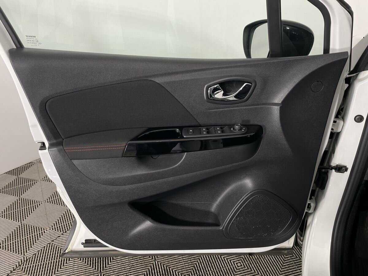 Renault Kaptur, 2018 - 23 583 км. | Фото №8