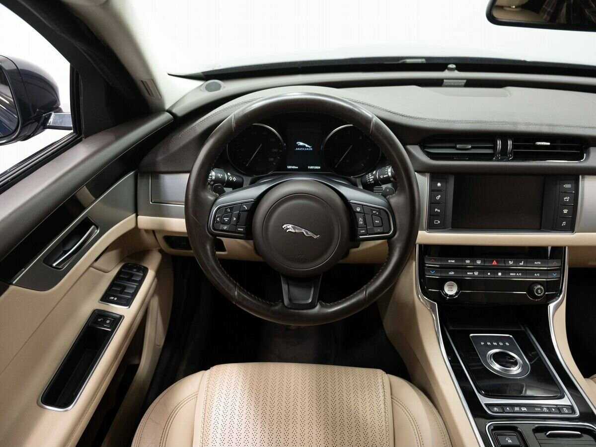Jaguar XF, 2017 Фото №17