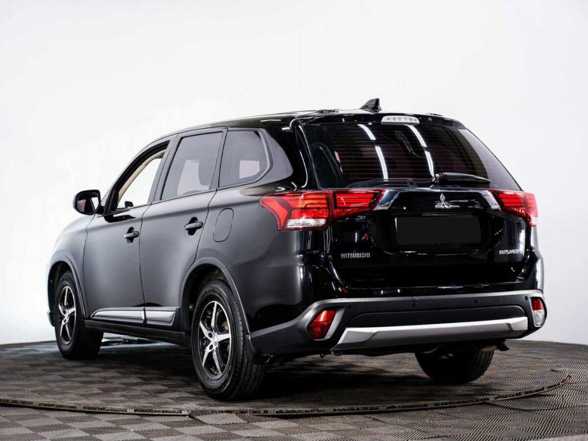 Mitsubishi Outlander, 2018 - 75 000 км. | Фото №4