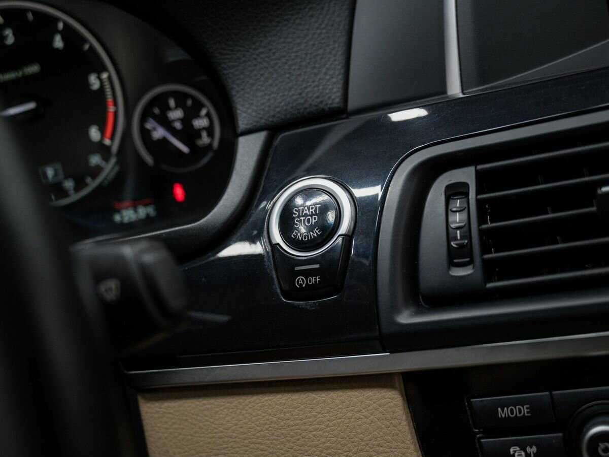 BMW 5 серии 520d, 2014 Фото №21