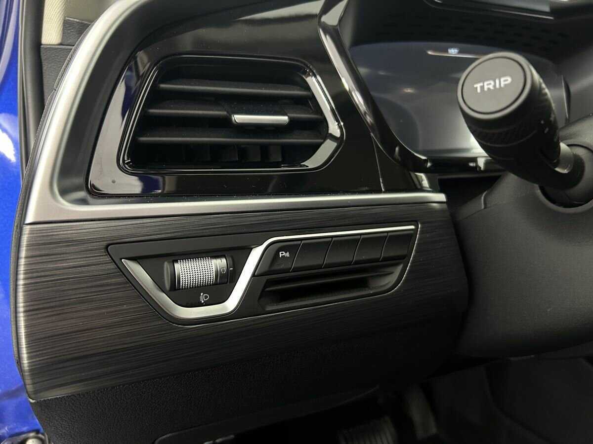 Geely Tugella, 2021 Фото №7