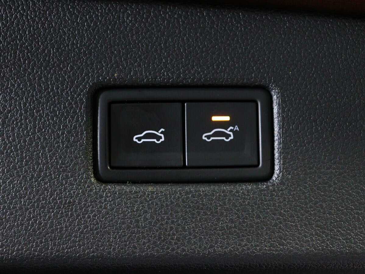 Volkswagen Tiguan, 2021 Фото №14