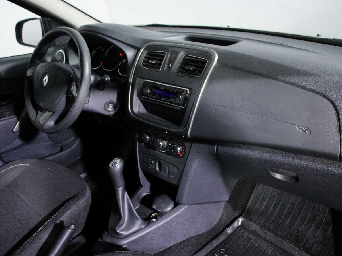 Renault Sandero Stepway, 2017 - 31 500 км. | Фото №7