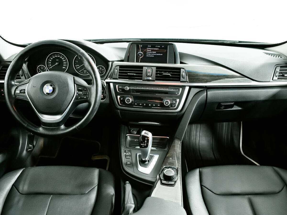 BMW 3 серии 320i, 2013 Фото №11