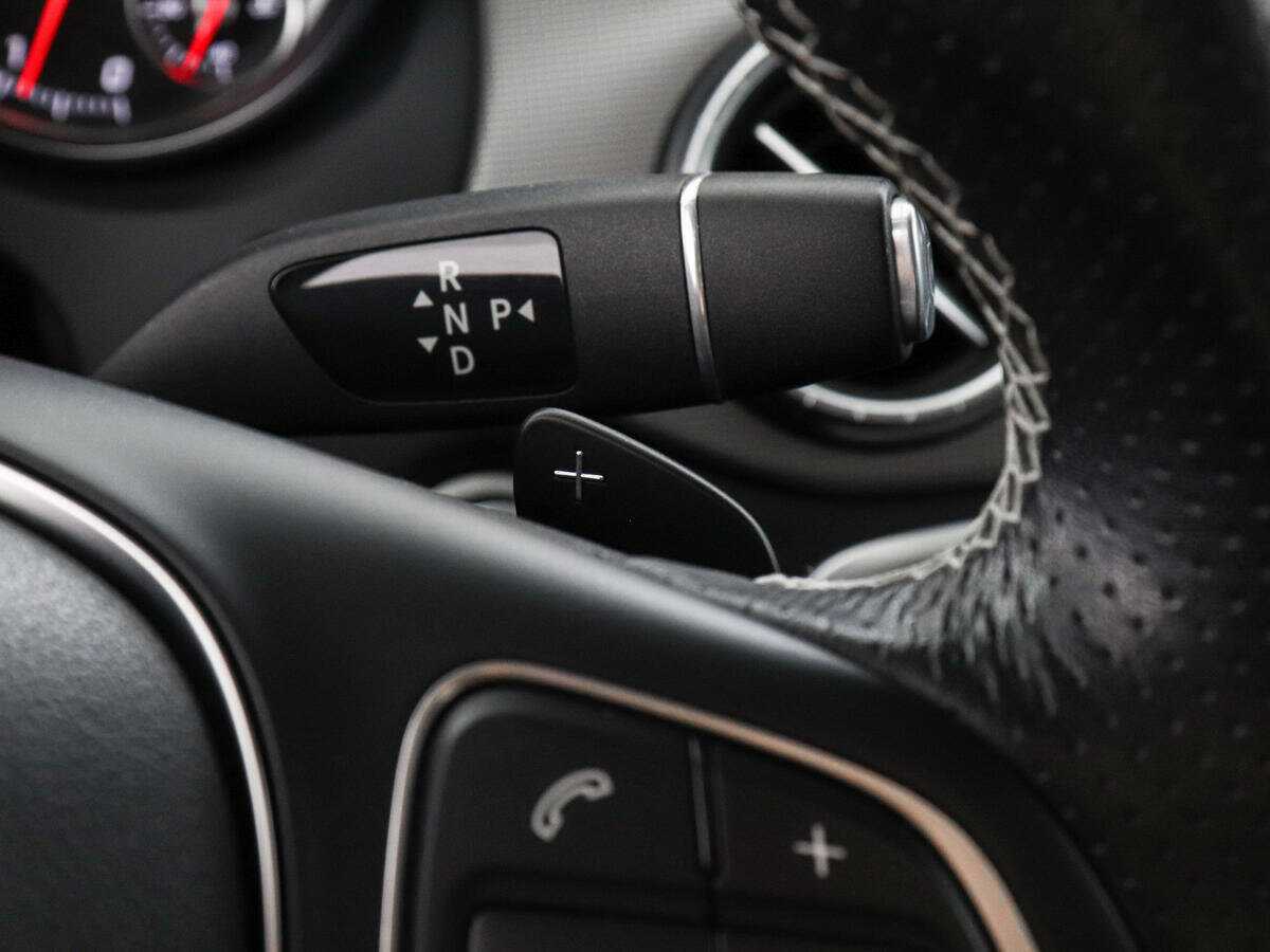 Mercedes-Benz CLA 200, 2016 Фото №12