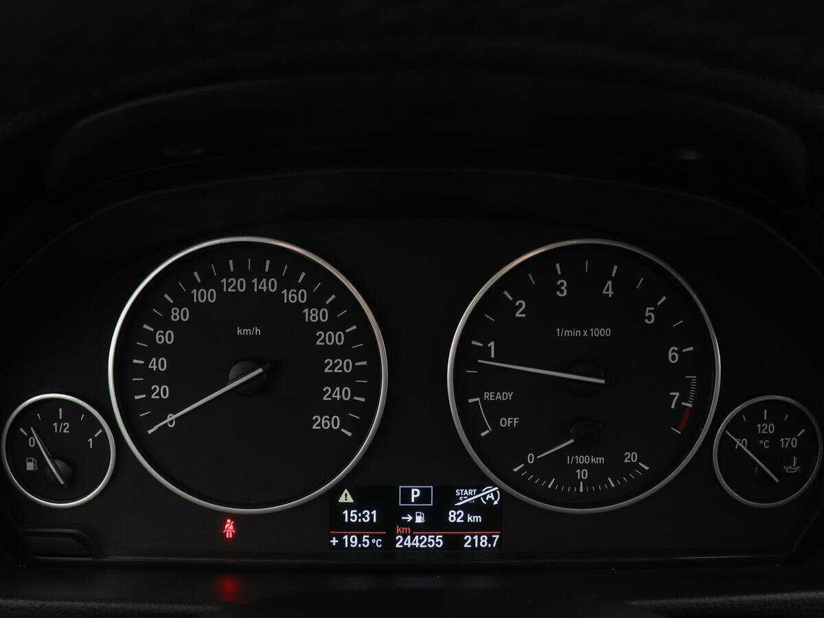 BMW 3 серии Gran Turismo 320i xDrive, 2014 Фото №13