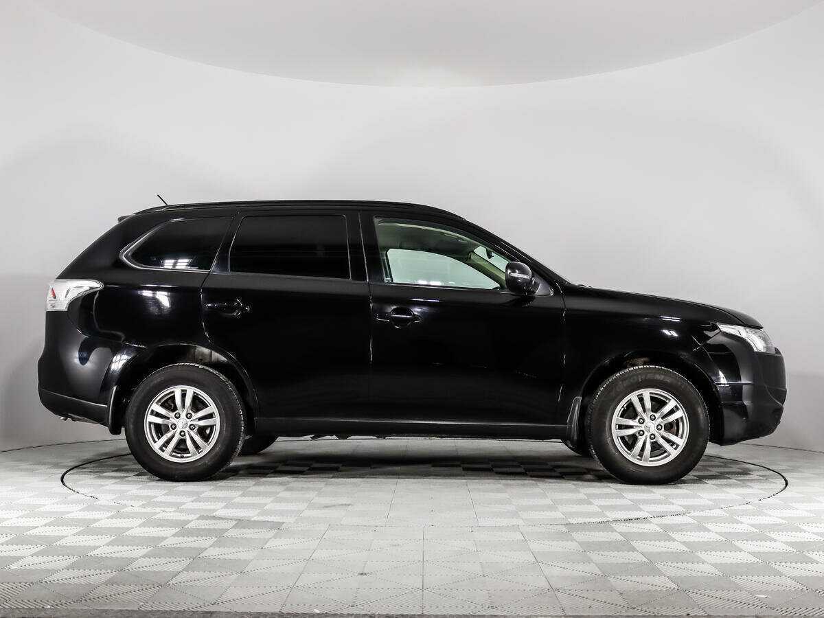 Mitsubishi Outlander, 2014 - 133 729 км. | Фото №4