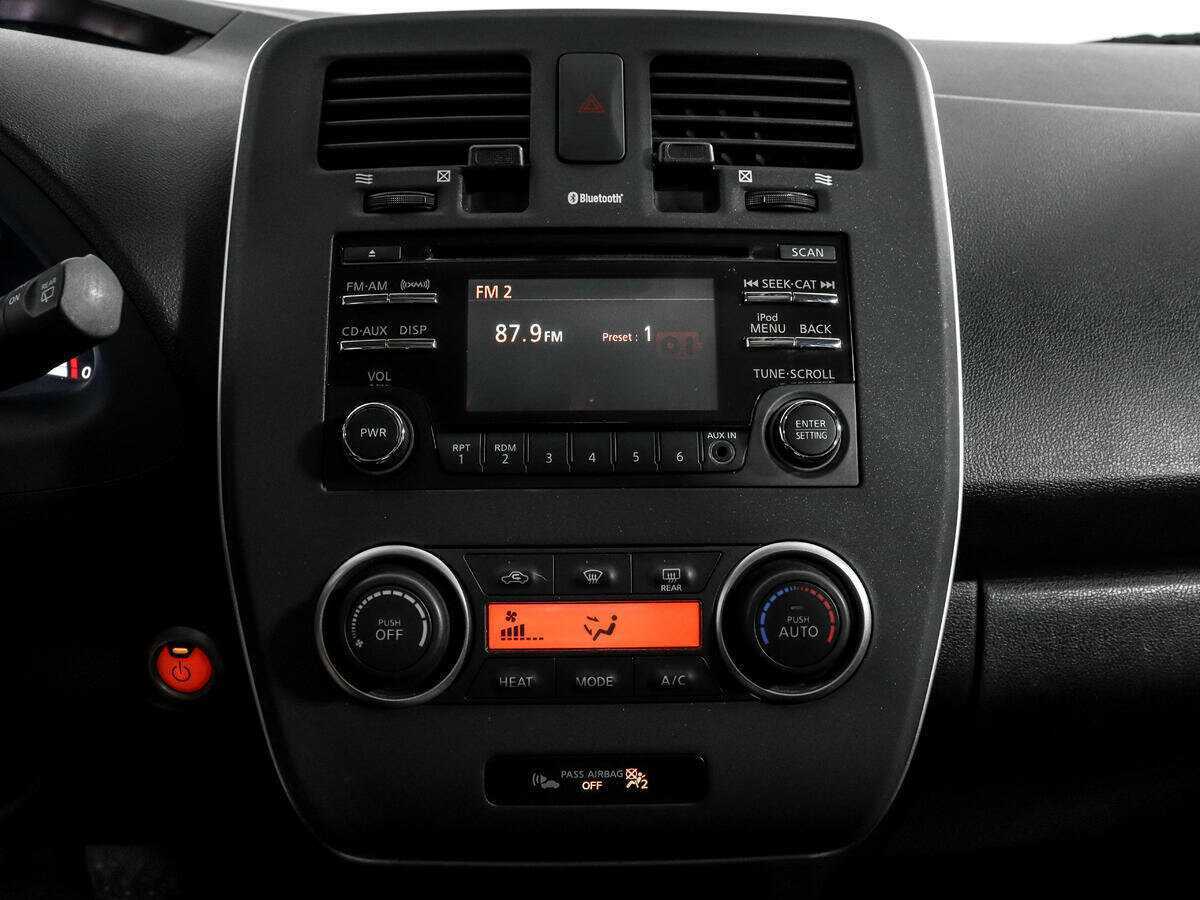 Nissan Leaf, 2013 Фото №15