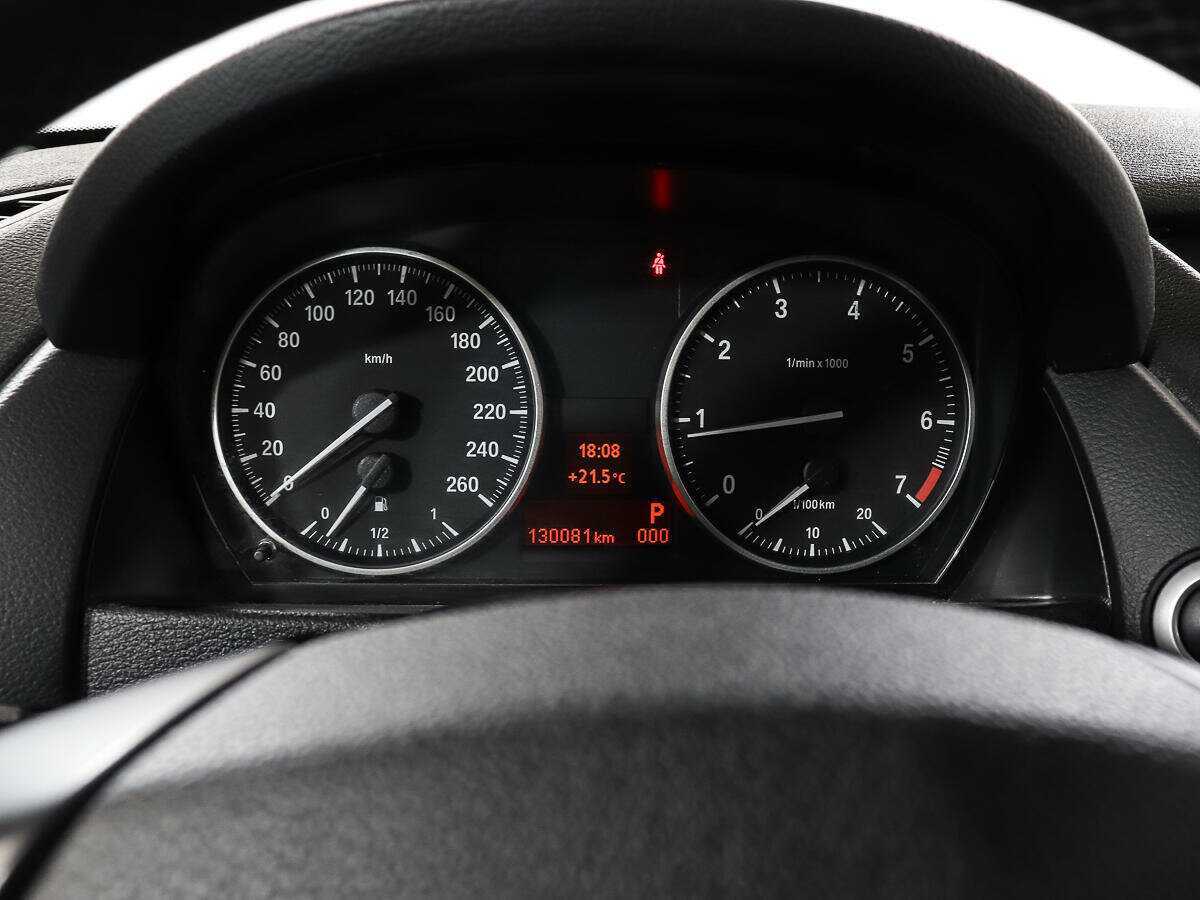 BMW X1 18i, 2012 Фото №11