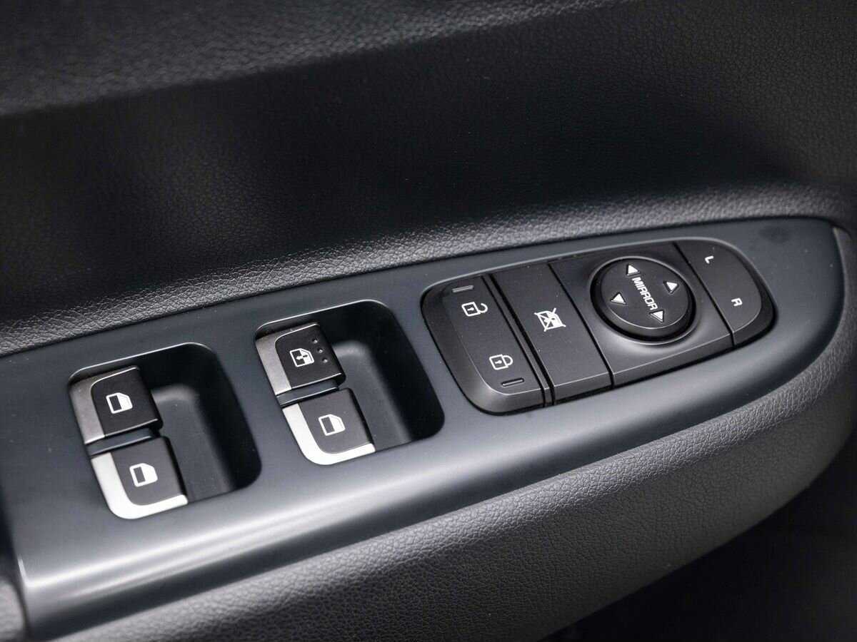 Kia Rio X-Line, 2020 Фото №18