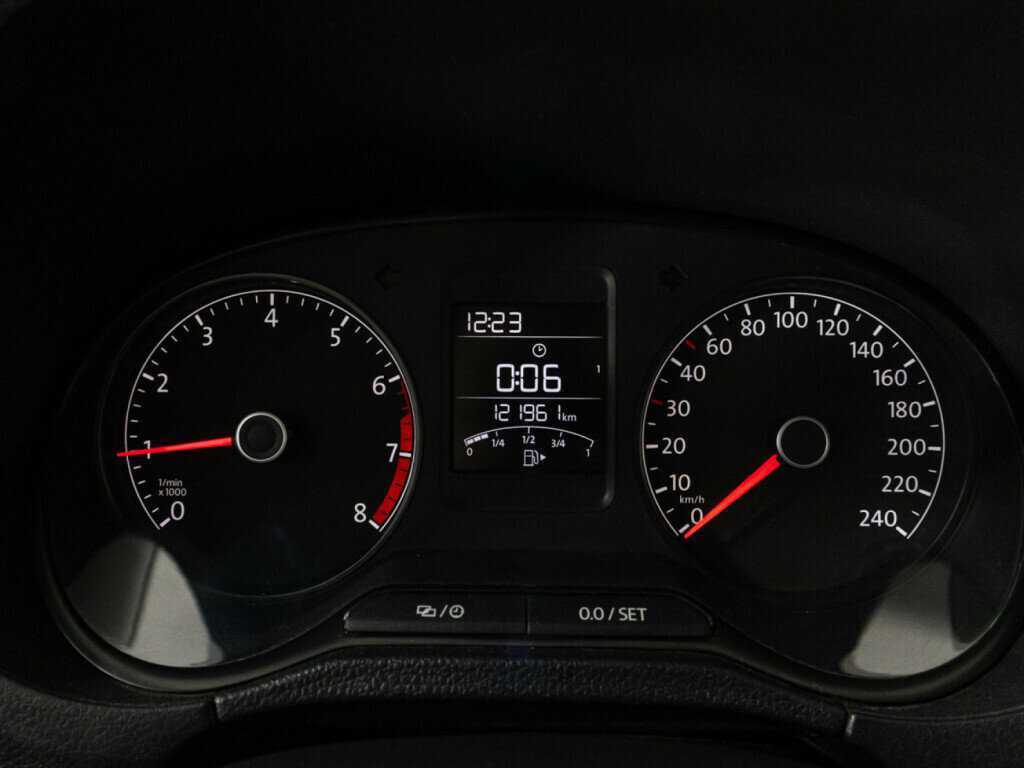 Volkswagen Polo, 2018 Фото №12