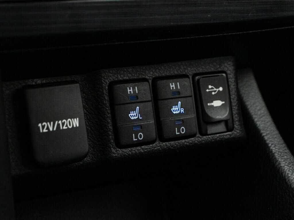 Toyota Auris, 2014 Фото №17