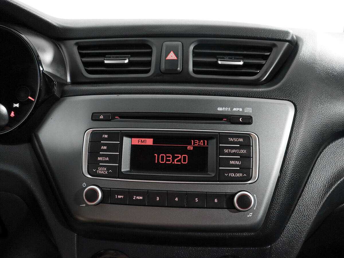 Kia Rio, 2015 Фото №11