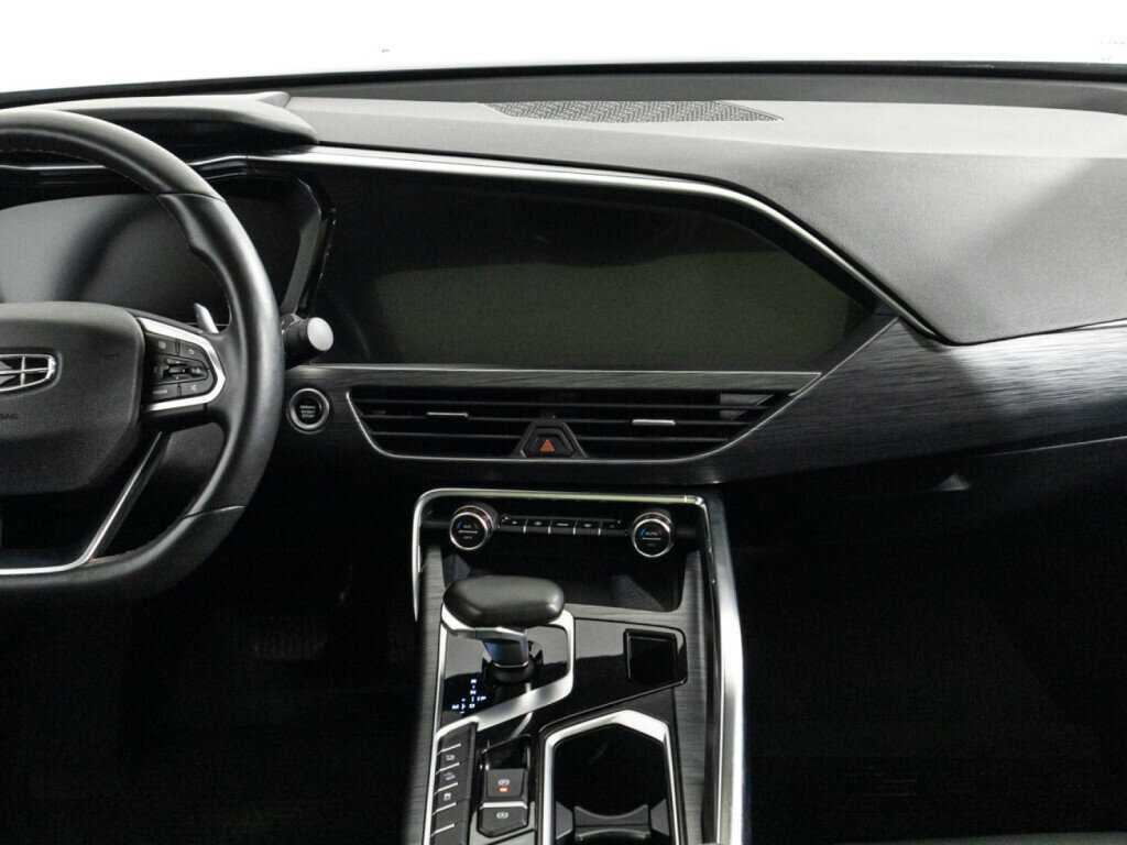 Geely Tugella, 2021 Фото №14