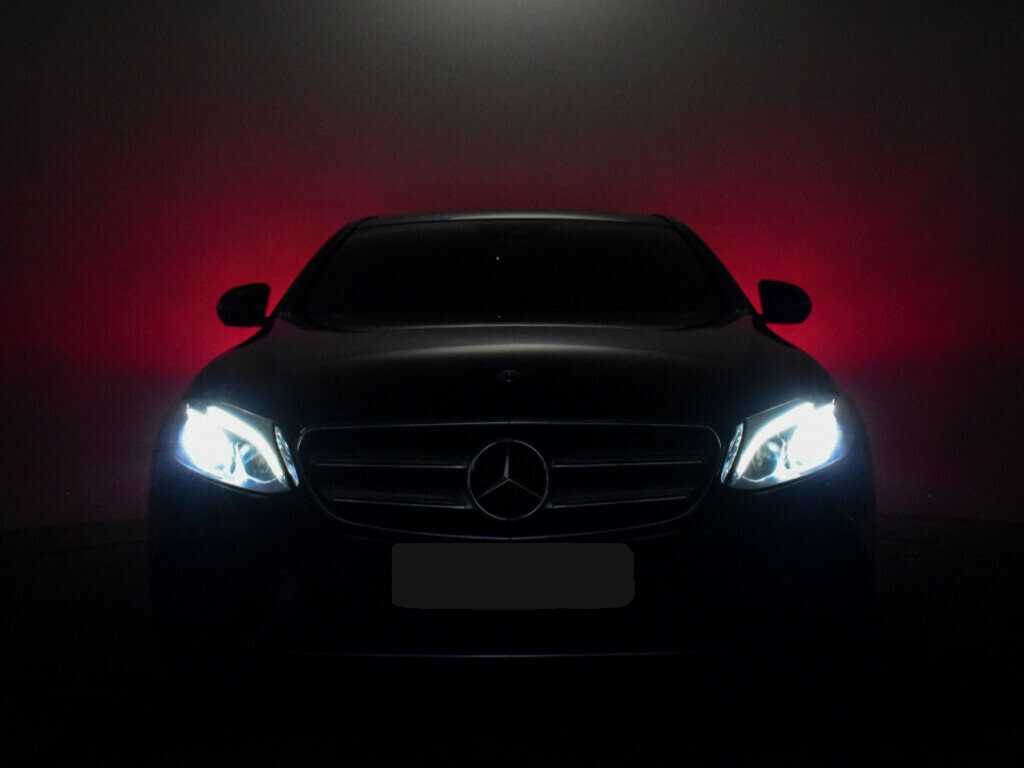 Mercedes-Benz E-Класс 200, 2017 Фото №21