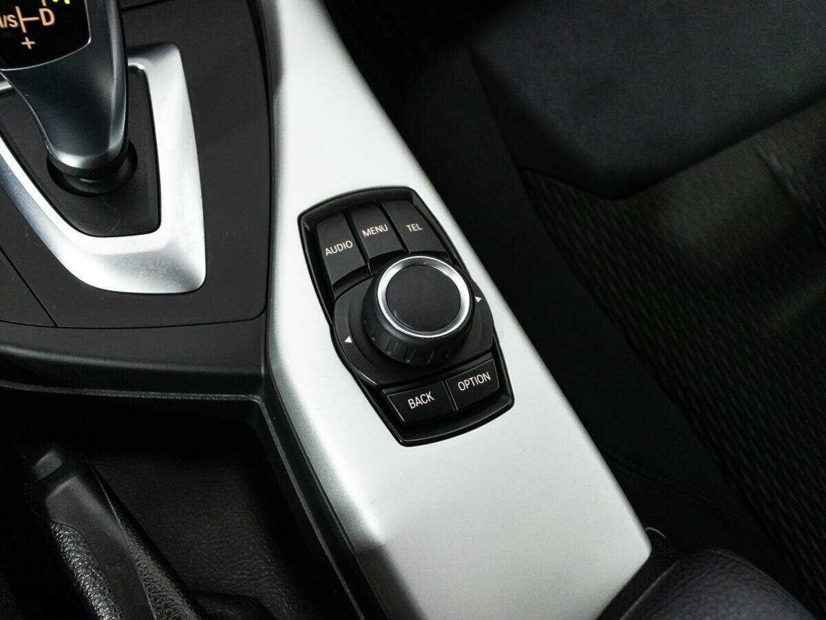 BMW 1 серии 116i, 2012 Фото №17