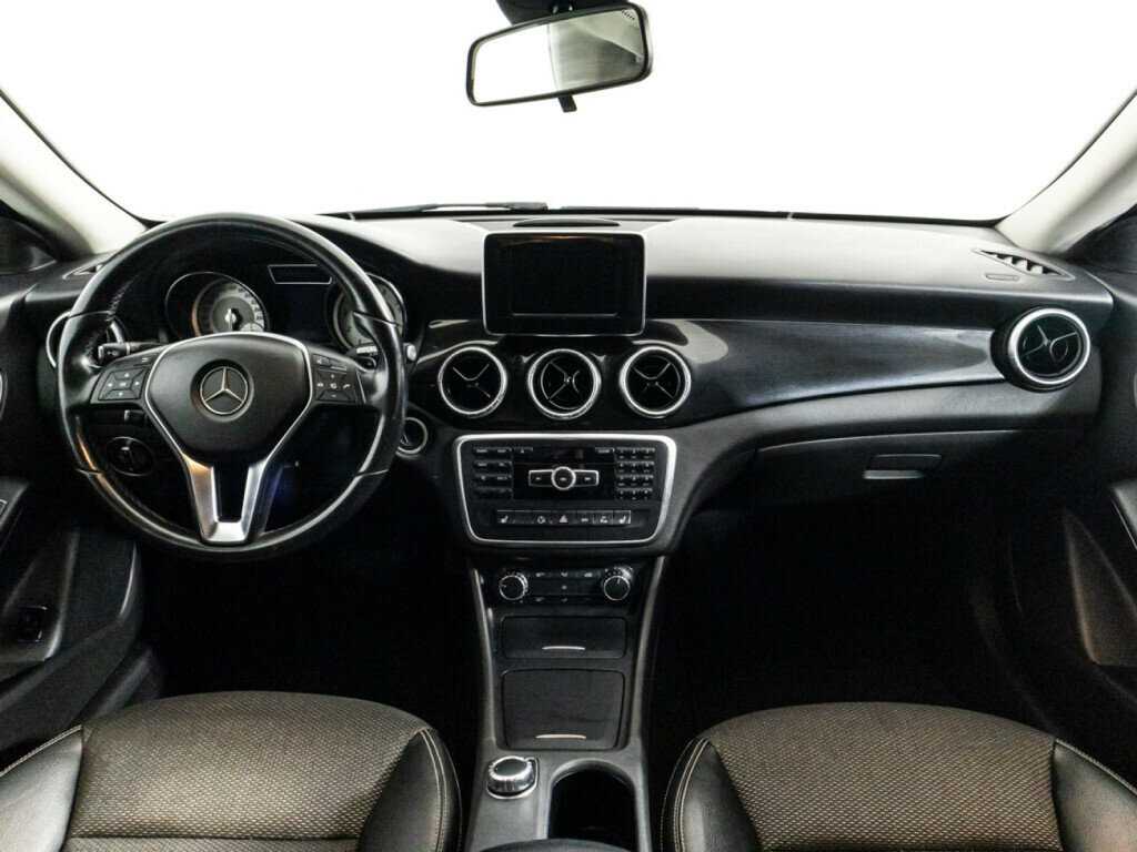 Mercedes-Benz CLA 200, 2014 Фото №13