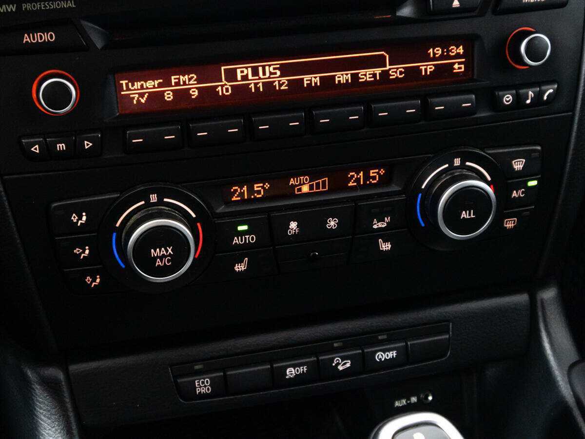 BMW X1 20d, 2014 Фото №15